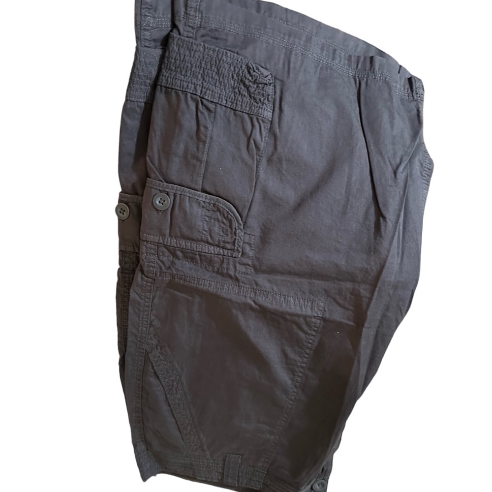 Calvin Klein size 40 grey color 100 cotton made in srilanka Preowned excellent